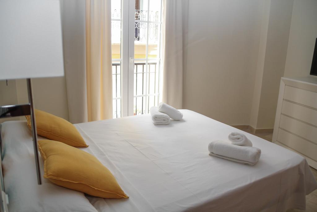 מאלגה Apartamento Ulises Suite 2 מראה חיצוני תמונה